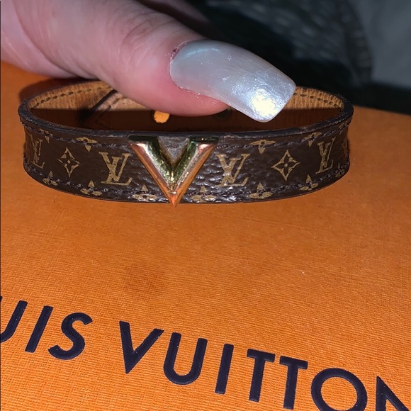 Louis Vuitton bracelet - Picture 1 of 1